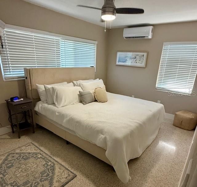 584 Crystal Drive, Madeira Beach, FL 33708 Photo