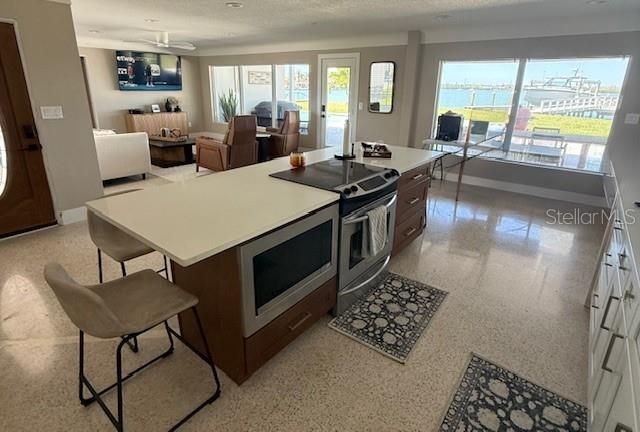 584 Crystal Drive, Madeira Beach, FL 33708 Photo