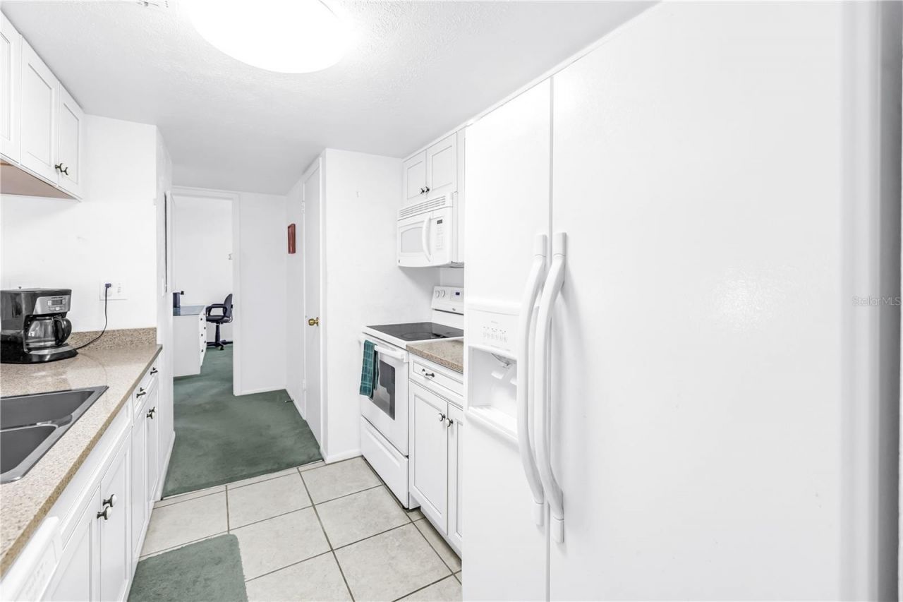 3742 41st Way S, Unit F, Saint Petersburg, FL 33711 Photo