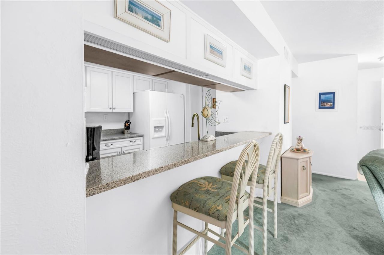 3742 41st Way S, Unit F, Saint Petersburg, FL 33711 Photo