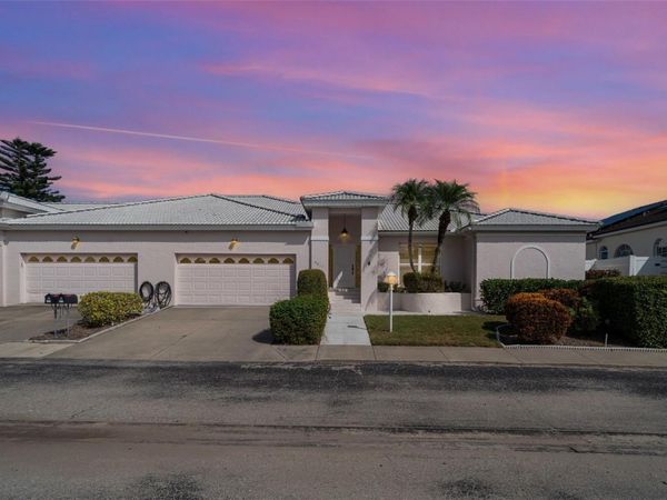 4817 61ST AVENUE DRIVE W, BRADENTON, FL 34210