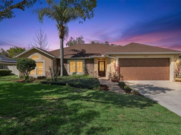 1289 VOLTAIRE STREET , DELTONA, FL 32725