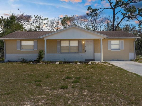 11902 OCEANSIDE DRIVE , PORT RICHEY, FL 34668