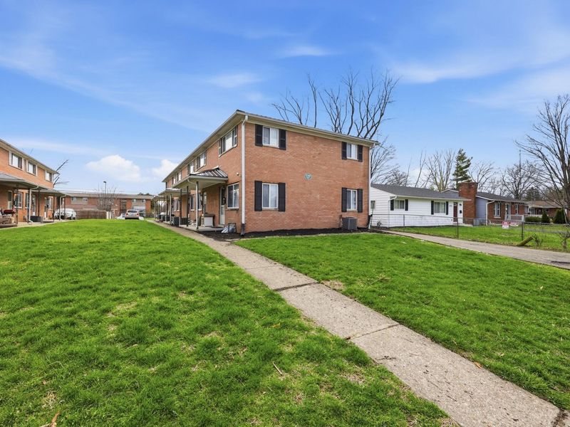 5780 N Meadows Boulevard, Columbus, OH 43229 Photo 3