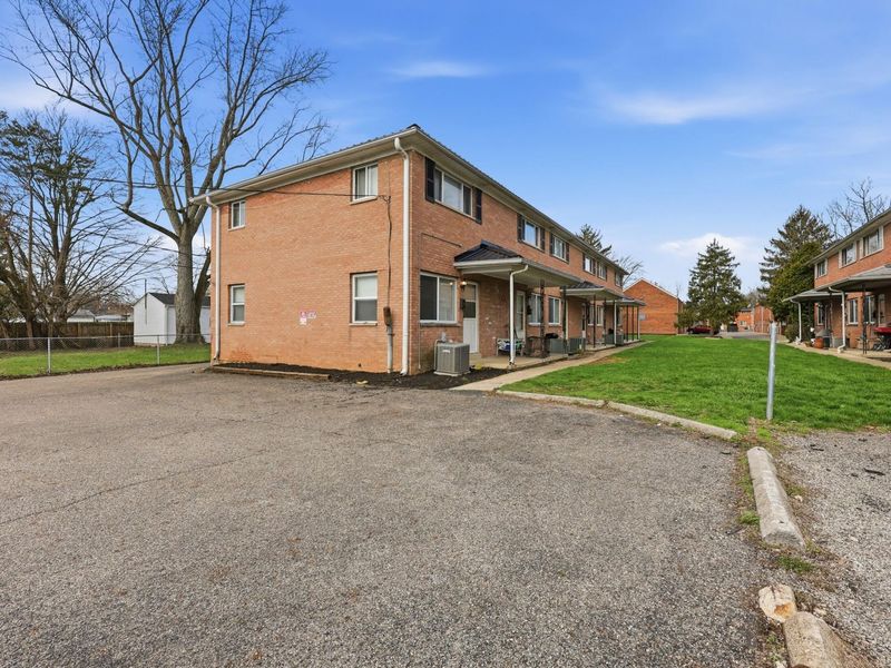 5780 N Meadows Boulevard, Columbus, OH 43229 Photo 4