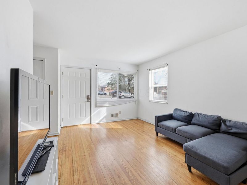 5780 N Meadows Boulevard, Columbus, OH 43229 Photo 9