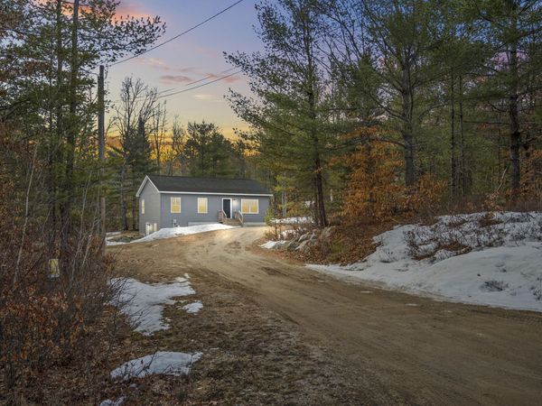 6 Oak Woods Drive, Hiram, ME 04041