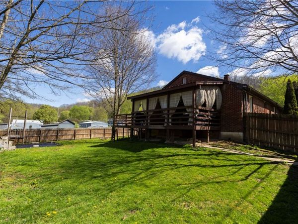 842 Anderson Street, Confluence, PA 15424