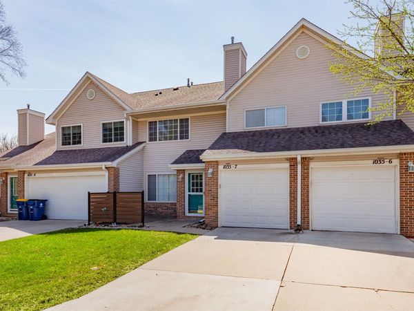 1035 68th Street , Unit 7, West Des Moines, IA 50266