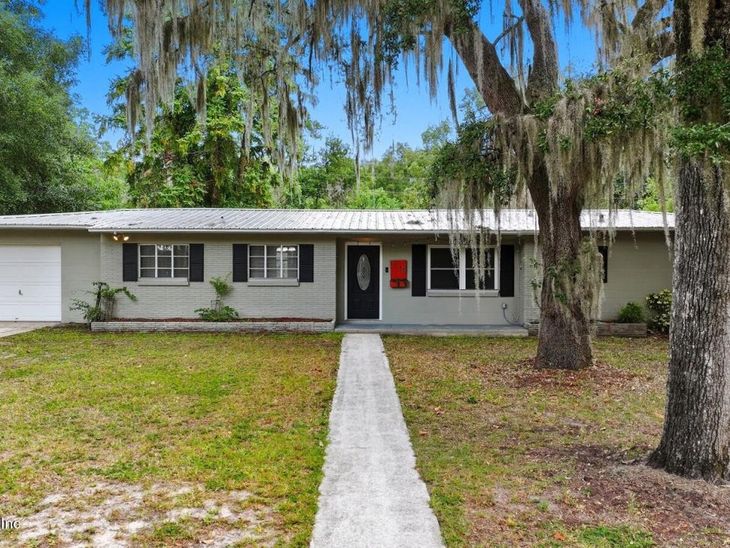 130 SW Peach Street, Keystone Heights, FL 32656