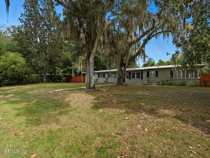 130 SW Peach Street, Keystone Heights, FL 32656
