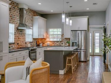 322 S Brighton Avenue, Dallas, TX 75208
