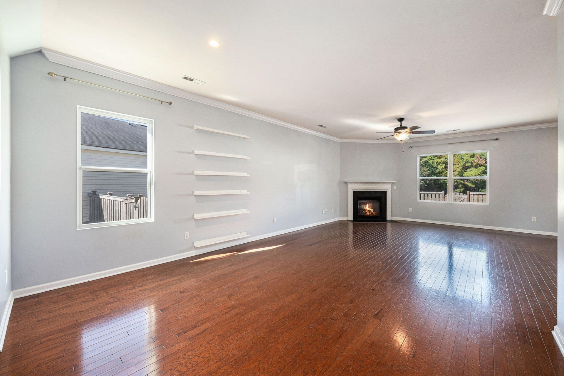 4810 Hawkins Drive Photo 11