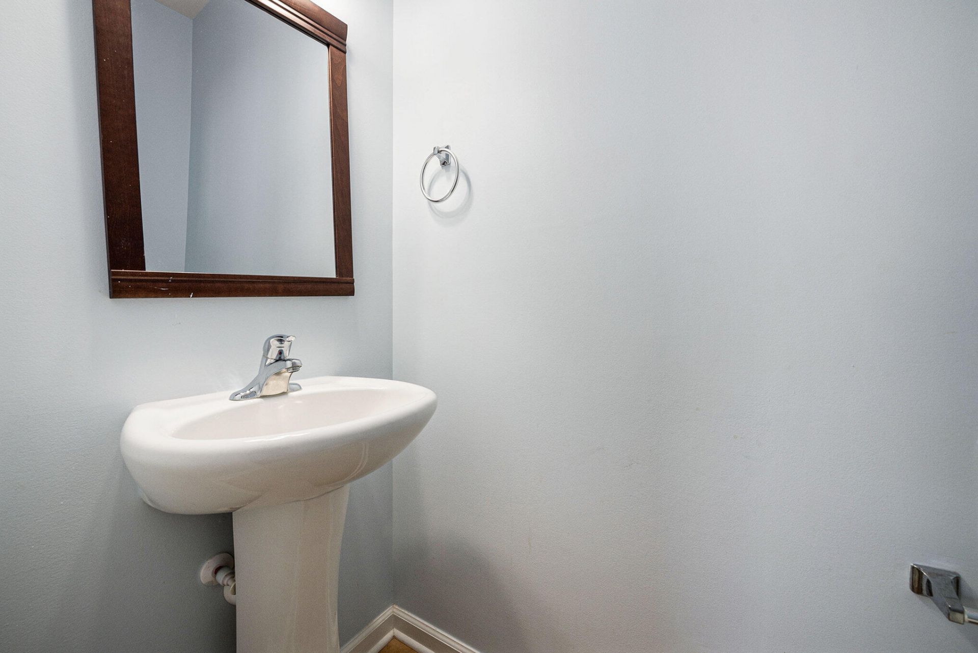 4810 Hawkins Drive Photo 16