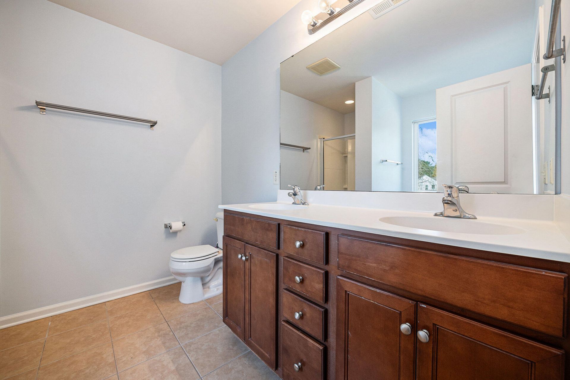 4810 Hawkins Drive Photo 35