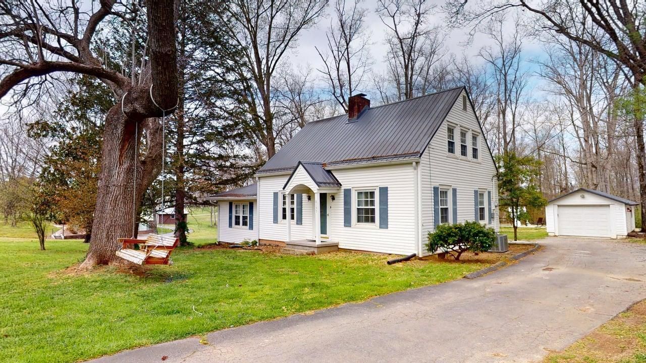 8157 E Andrew Johnson Highway, Whitesburg, TN 37891 Main Photo