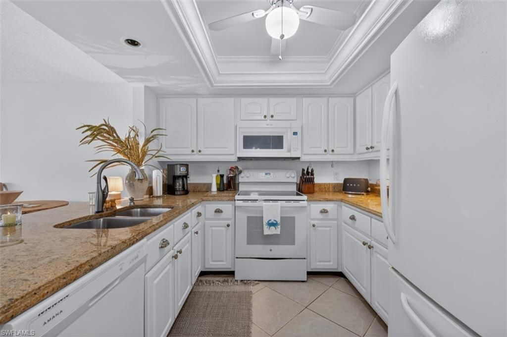 3300 Binnacle Dr , Unit 206, Naples, FL 34103 Photo