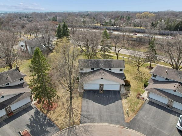 8525 W 97th Street Circle, Bloomington, MN 55438