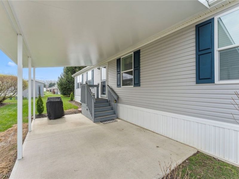 1598 Bogie Lane, Painesville, OH 44077 Photo 3