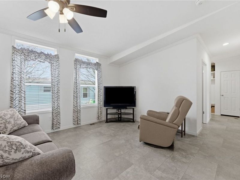 1598 Bogie Lane, Painesville, OH 44077 Photo 7