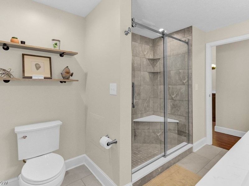 196 E Mohawk Drive, Malvern, OH 44644 Photo 24