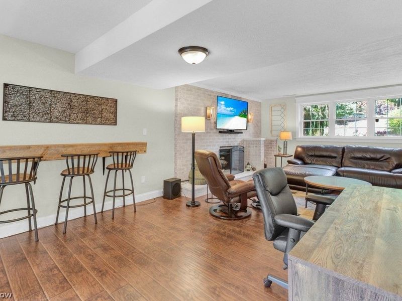 196 E Mohawk Drive, Malvern, OH 44644 Photo 31