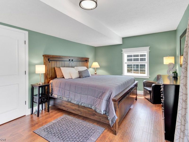 196 E Mohawk Drive, Malvern, OH 44644 Photo 37