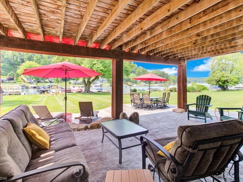 196 E Mohawk Drive, Malvern, OH 44644 Photo 42