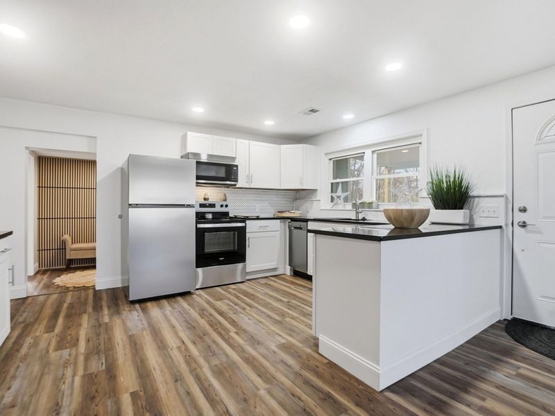 9185 S Mann Road, Tipp City, OH 45371 Photo 14