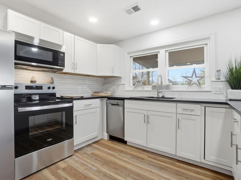 9185 S Mann Road, Tipp City, OH 45371 Photo 17