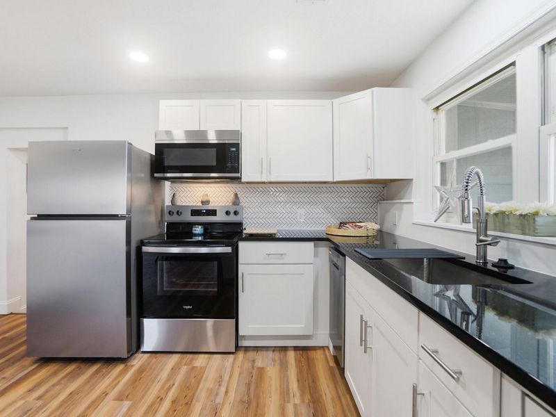 9185 S Mann Road, Tipp City, OH 45371 Photo 18