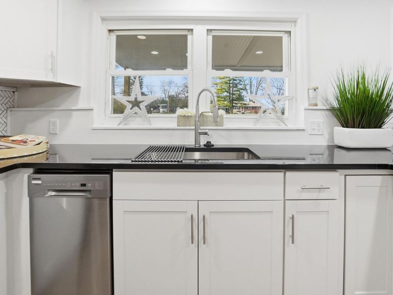 9185 S Mann Road, Tipp City, OH 45371 Photo 19