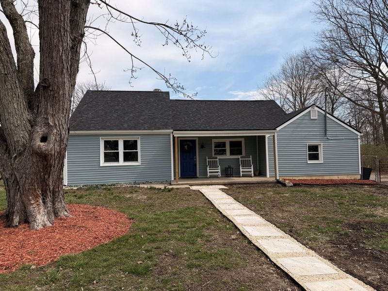 9185 S Mann Road, Tipp City, OH 45371 Photo 2