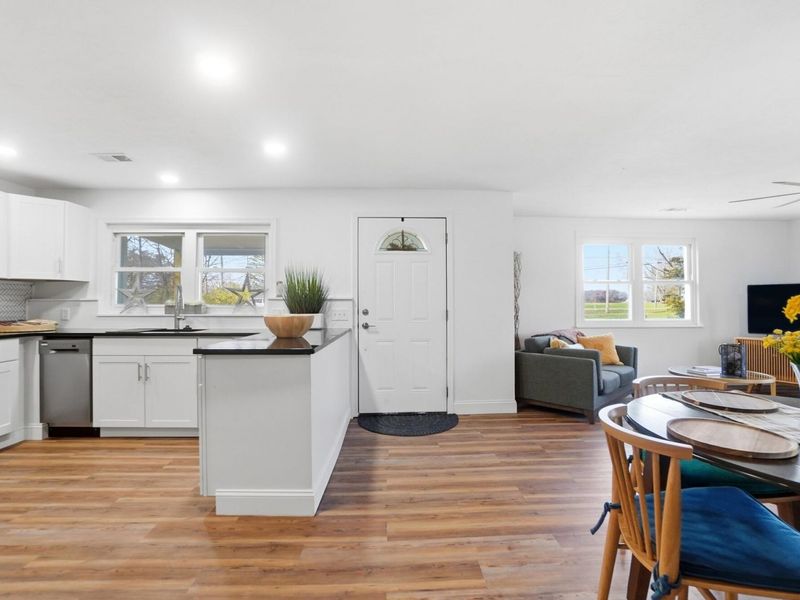 9185 S Mann Road, Tipp City, OH 45371 Photo 6