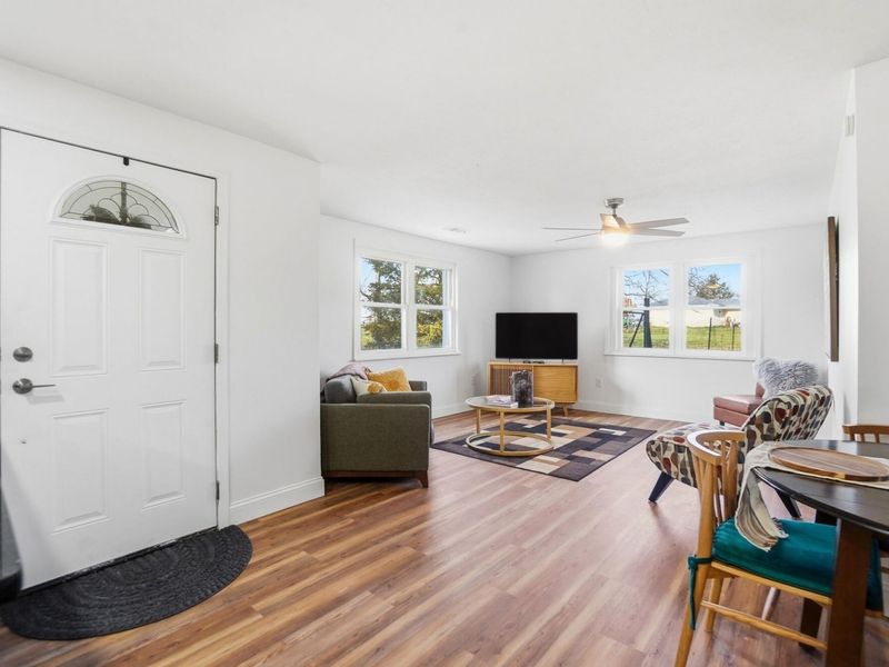 9185 S Mann Road, Tipp City, OH 45371 Photo 7