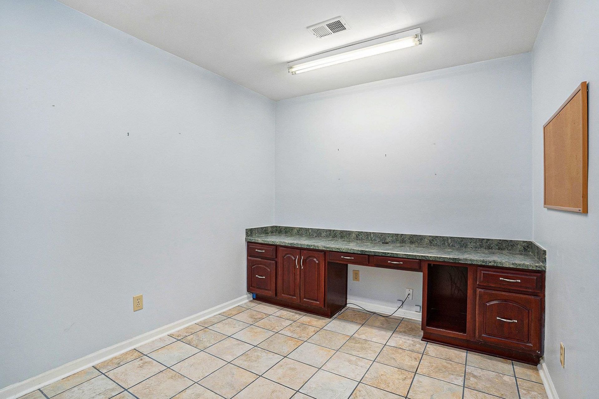 115 Hickory Dr. Photo 26