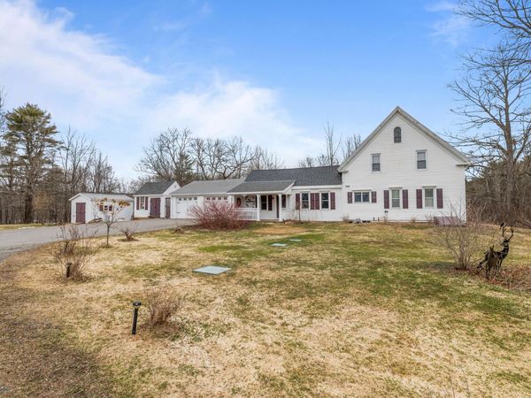 18 Blinn Hill Road, Dresden, ME 04342