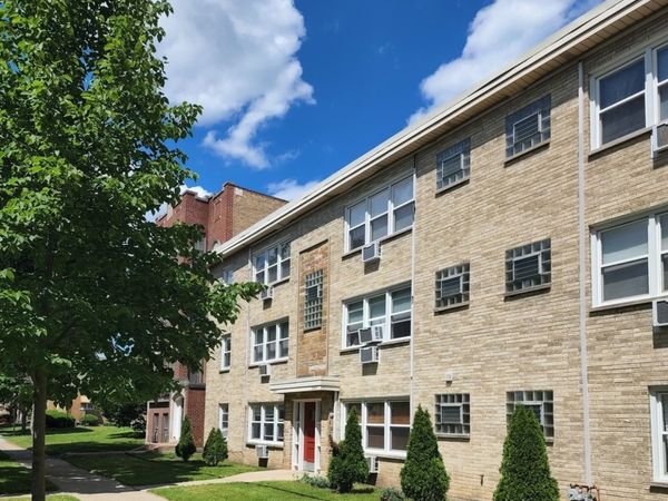 8847 La Crosse Avenue , Unit 304, Skokie, IL 60077