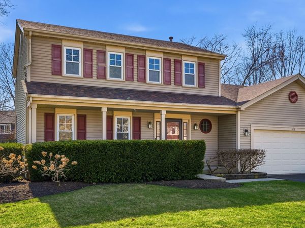 1418 Parkridge Drive , Crystal Lake, IL 60014