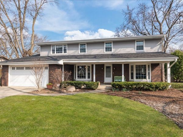 1632 Longvalley Drive , Northbrook, IL 60062