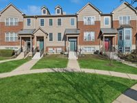 24 Village Station Lane, Grayslake, IL 60030 primary photo