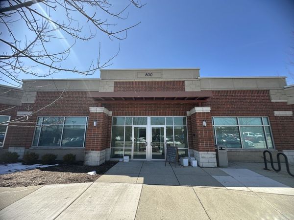 800 E Woodfield Road , Schaumburg, IL 60173