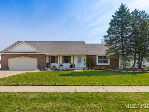 7422 Whistlevale Drive SW, Byron Center, MI 49315