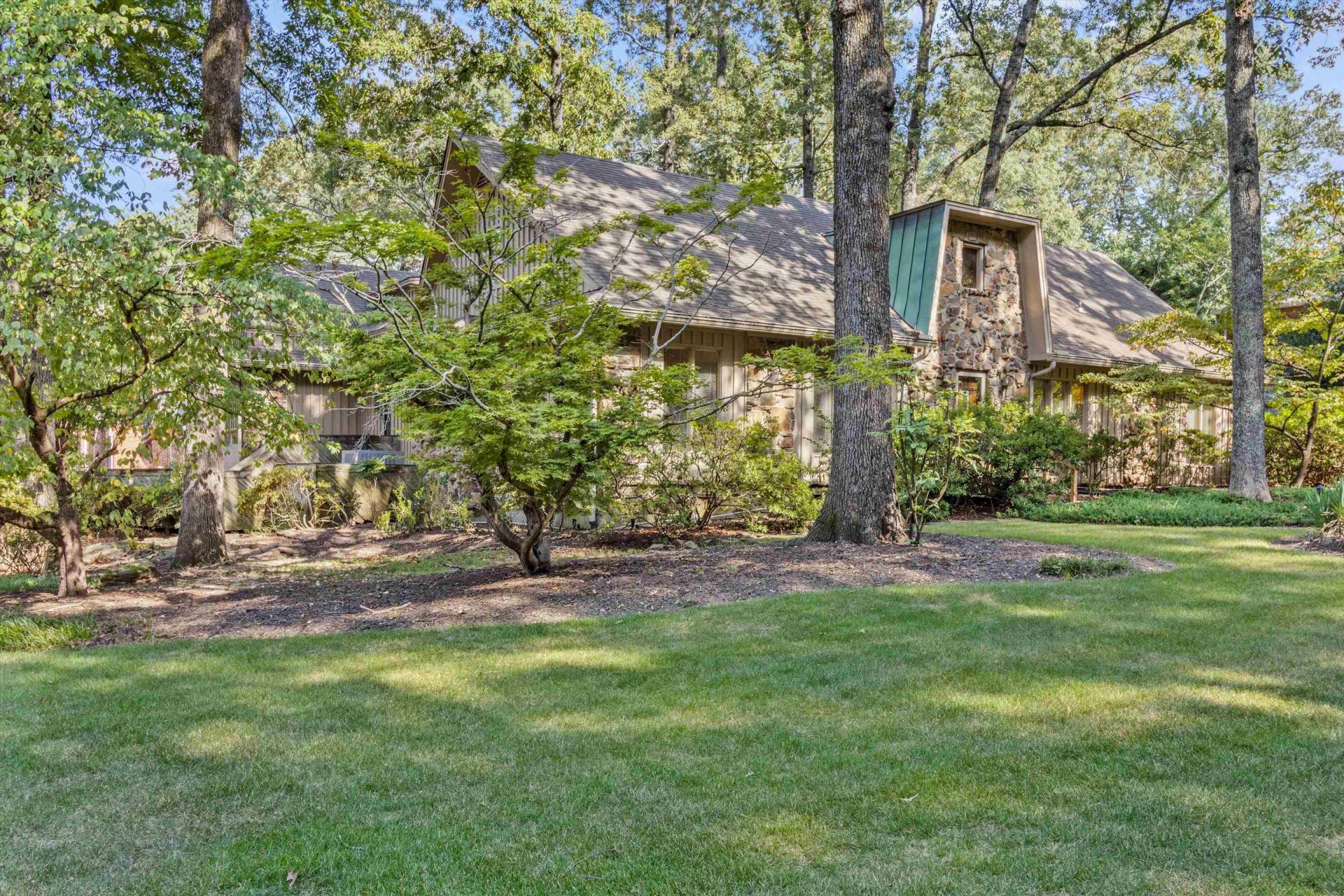 1994 Massey Rd, Memphis, TN 38119 Main Photo