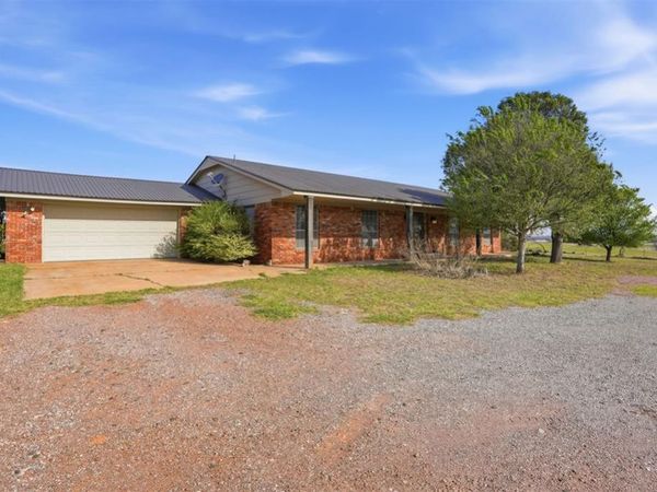 15885 S County Road 2056 , Altus, OK 73521