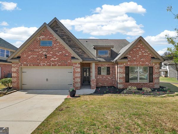 3349 Alhambra Circle, Hampton, GA 30228