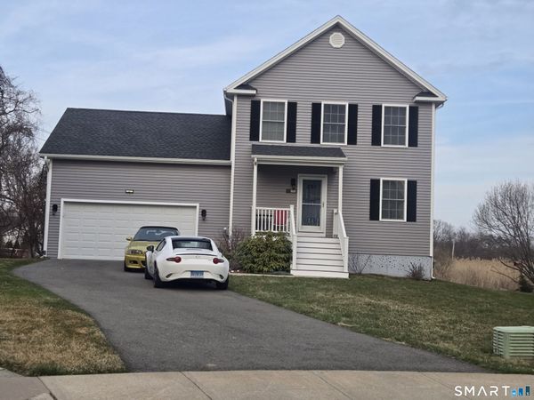 57 Beachside , East Haven, CT 06512