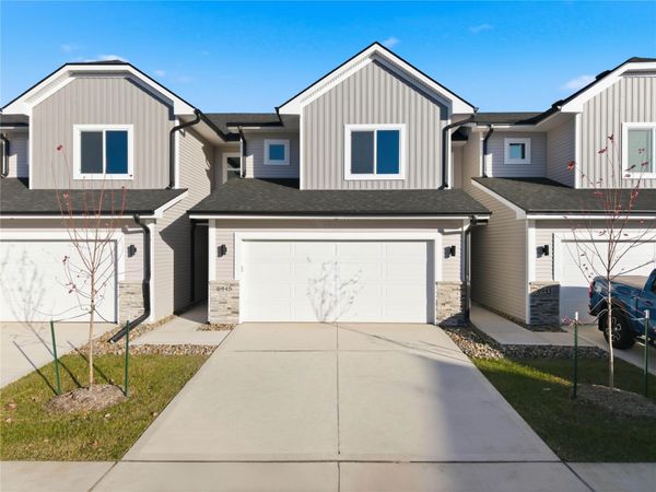 6945 Poppy Court , Johnston, IA 50131