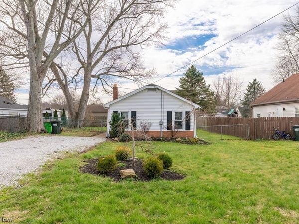 3736 Louise Street , Mogadore, OH 44260