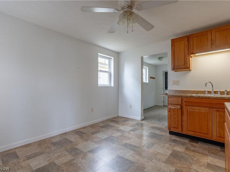 1841 S Freedom Avenue, Alliance, OH 44601 Photo 13